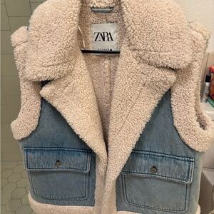 Zara Women's Denim Vest with Cream Sherpa